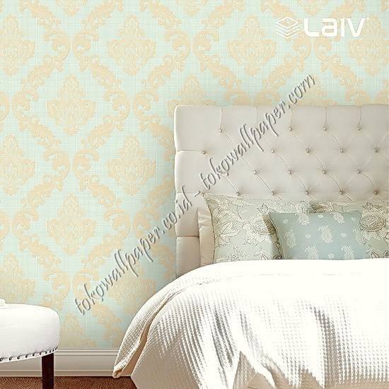 NEW BEE II B671-5
Gallery